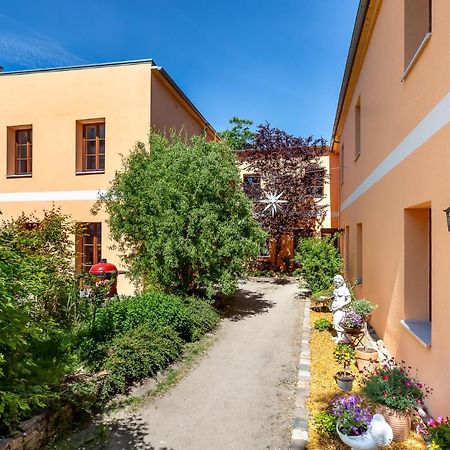 Idyllisches Haus Mitten In Берлин Экстерьер фото